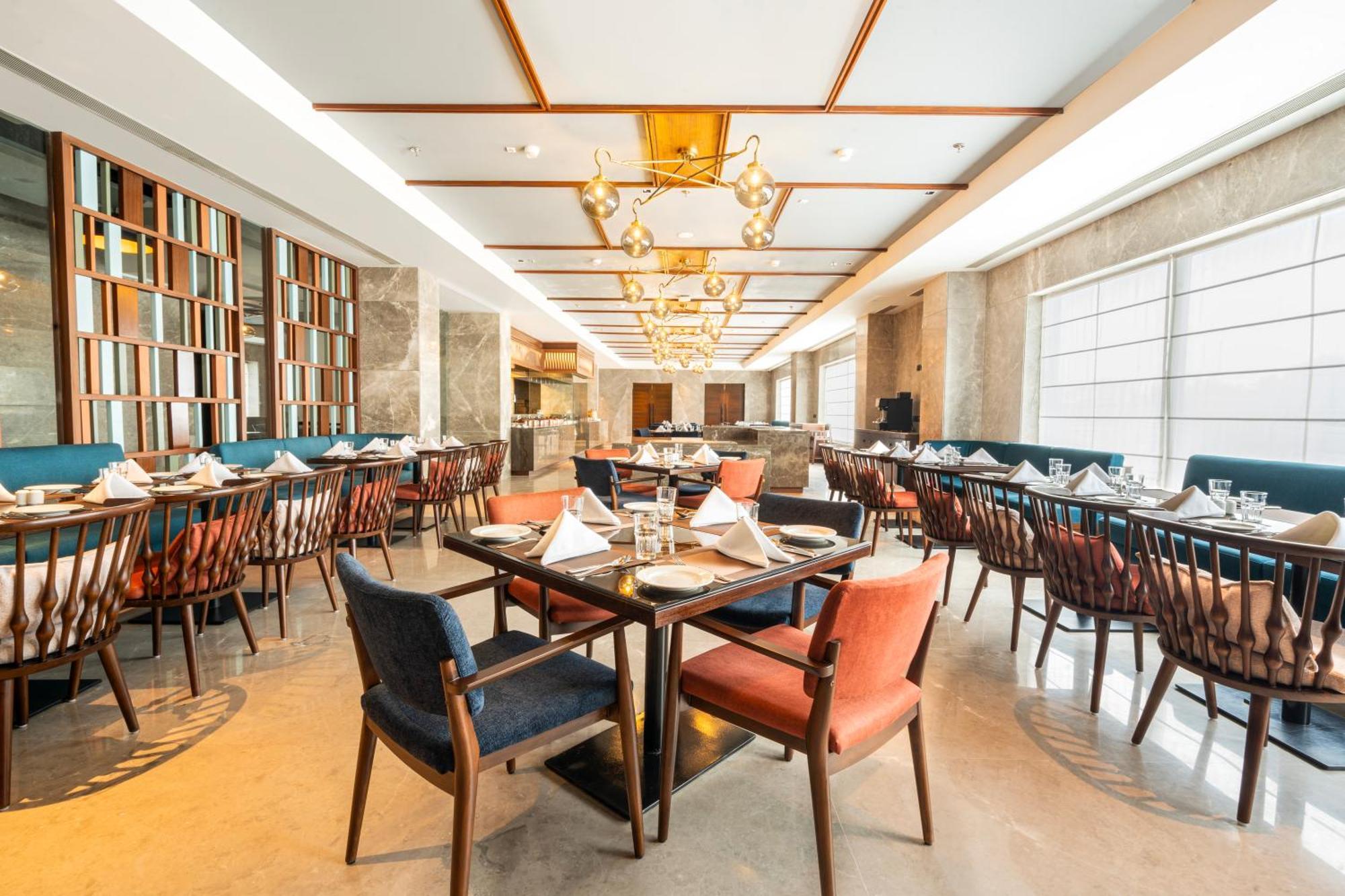Radisson Hotel Vrindāvan Zewnętrze zdjęcie